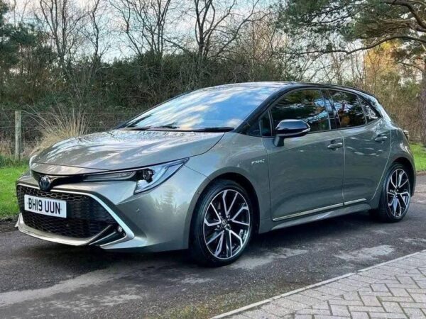 TOYOTA COROLLA - Image 2