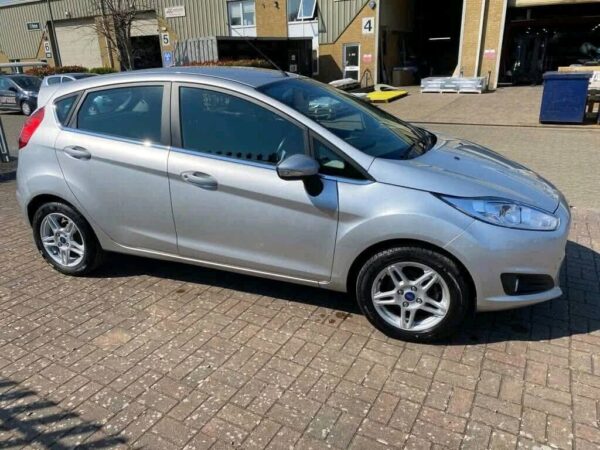 FORD FIESTA - Image 2