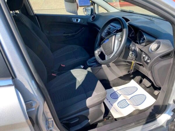 FORD FIESTA - Image 6