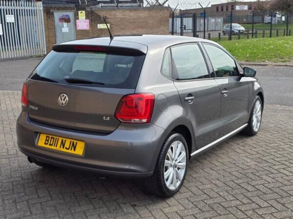 Volkswagen polo 1.4 DSG 5dr - Image 4